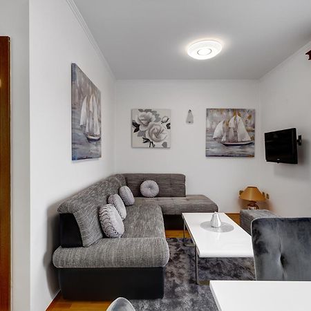 Senada Apartments Selce Habitación foto