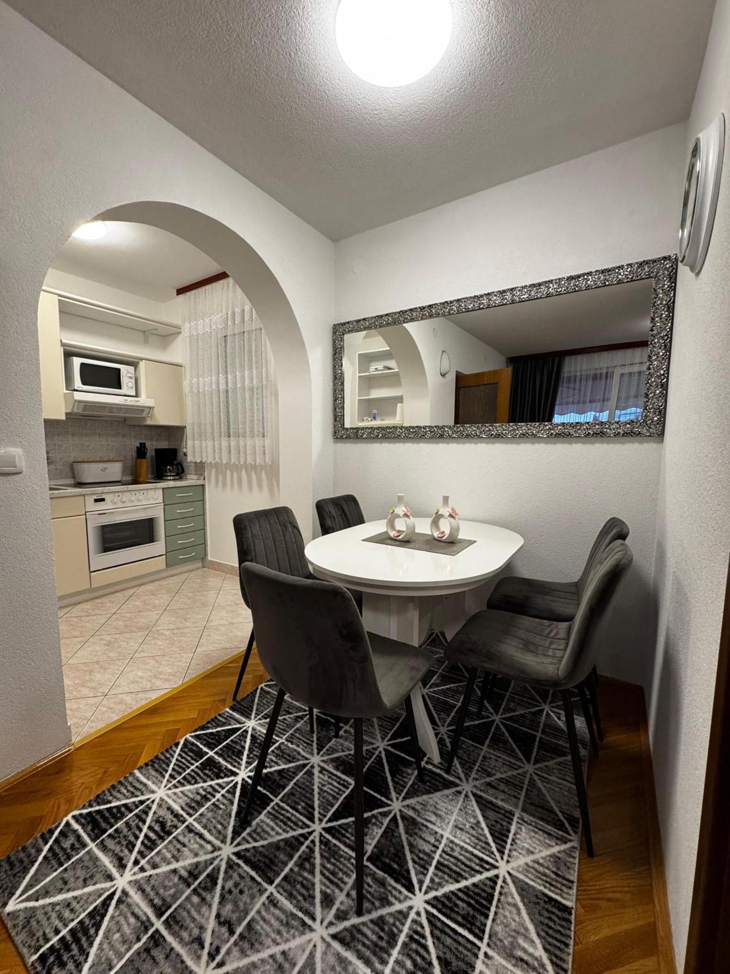 Senada Apartments Selce Exterior foto